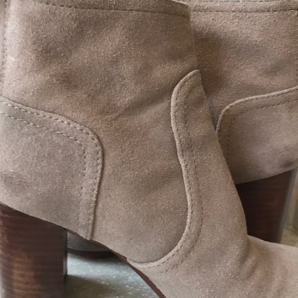 Tory Burch suede booties - Picture 4 of 5